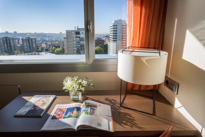 voco madrid retiro by ihg