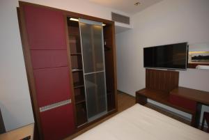 voco madrid retiro by ihg