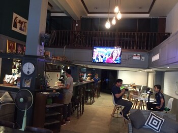 The Irish Clock,Udon Thani>>Mak Khaeng,3 star
