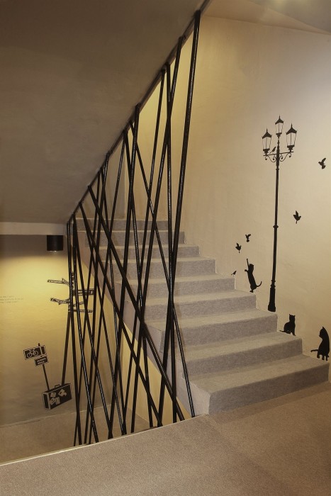 the room zishi hostel