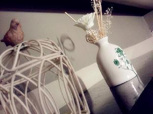 the room zishi hostel