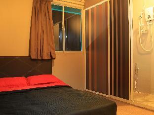 the room zishi hostel