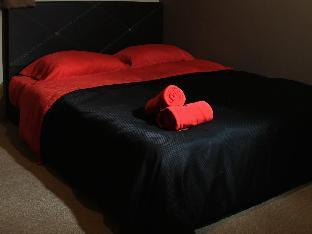 the room zishi hostel