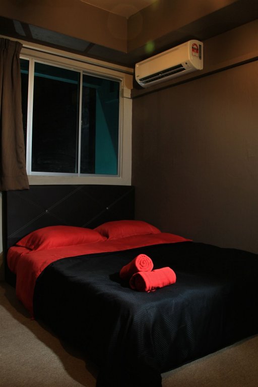 the room zishi hostel