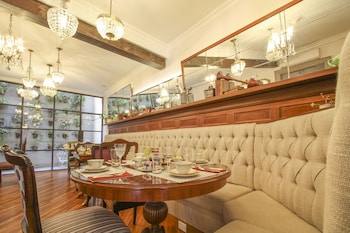 alma historica boutique hotel