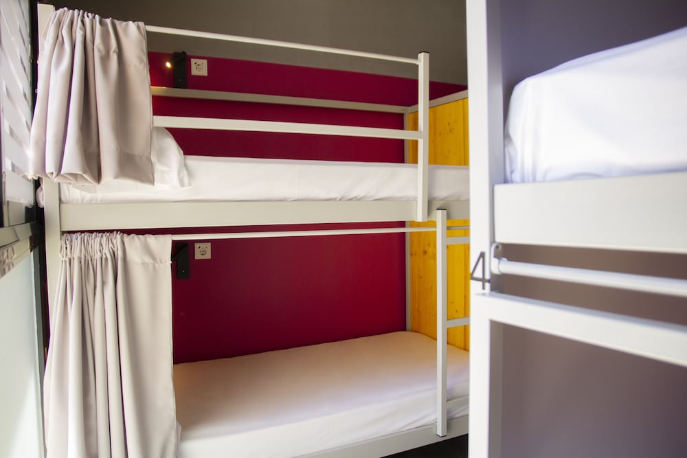 room00 valencia hostel