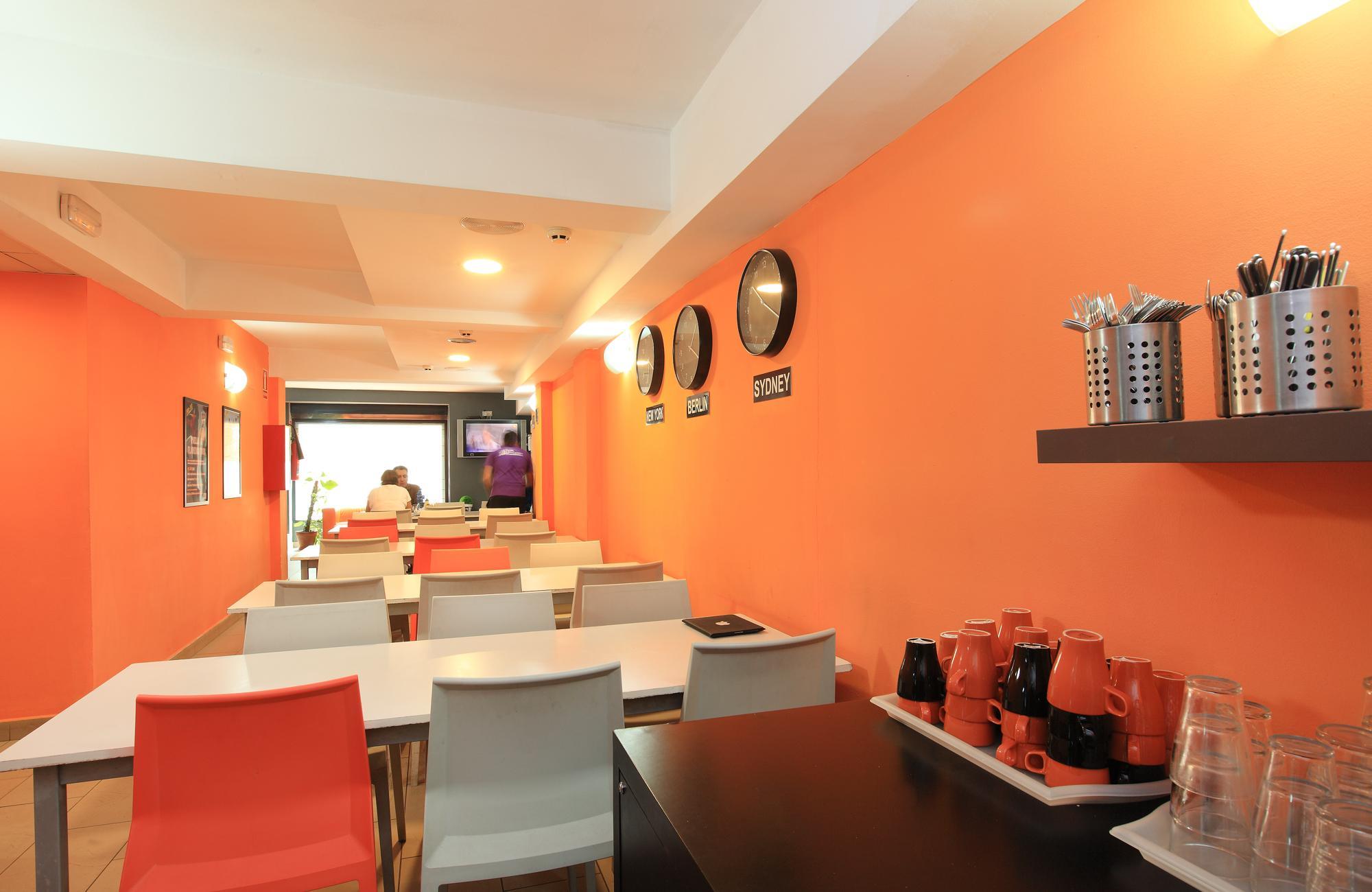 room00 valencia hostel