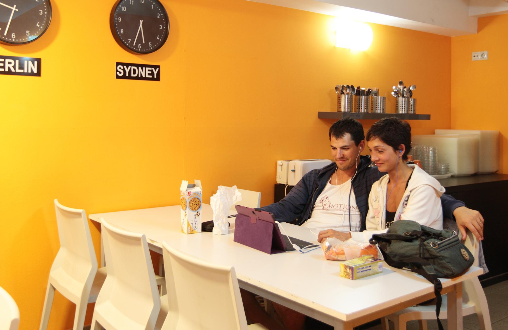 room00 valencia hostel