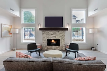 Waterwalk Extended Stay By Wyndham Atlanta Perimeter,6096 Barfield Rd Ne,3 star