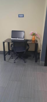 americas best value inn and suites phenix city