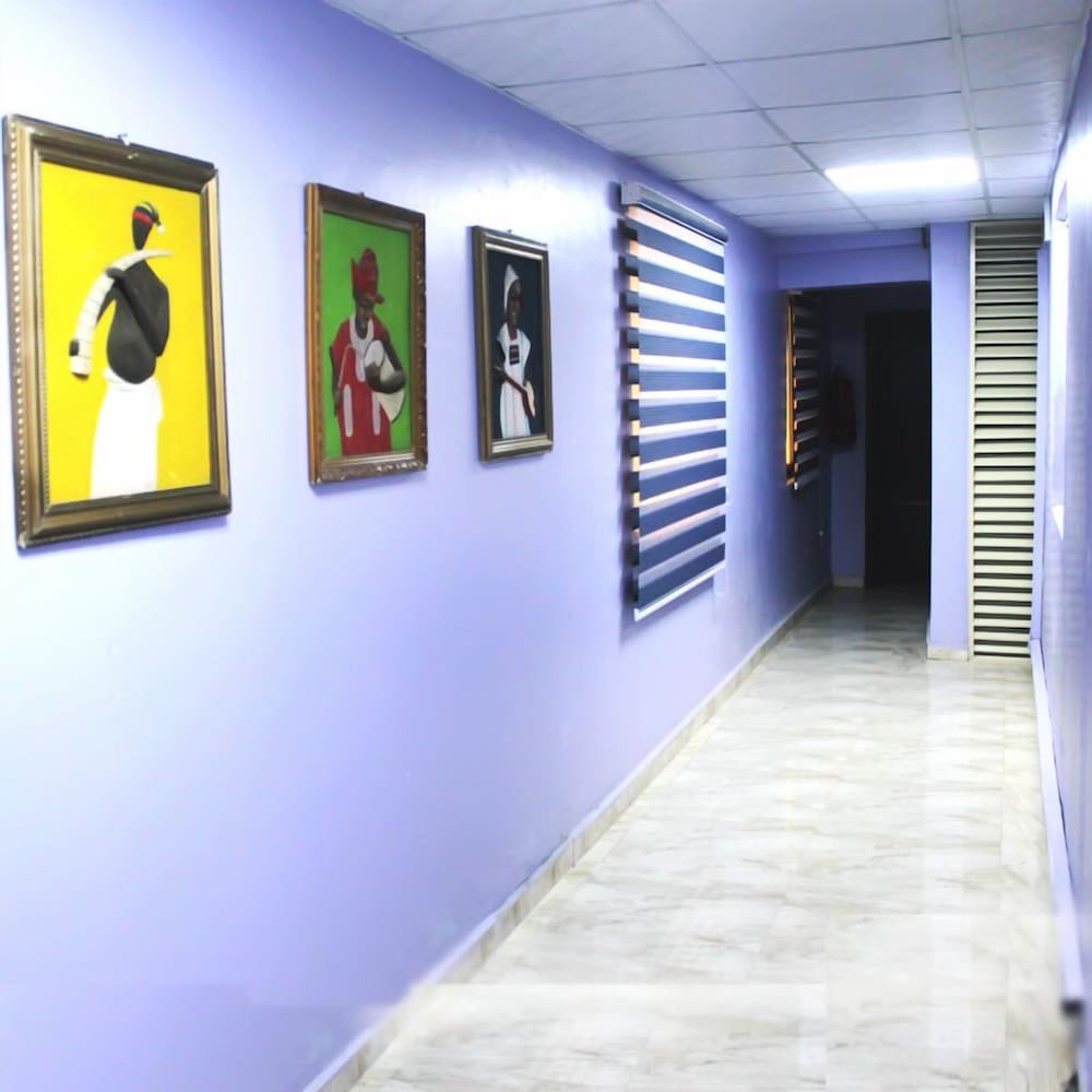 the oragon hotel