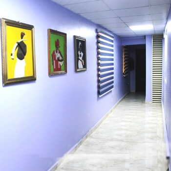 The Oragon Hotel,Ikeja>>Agege,3 star