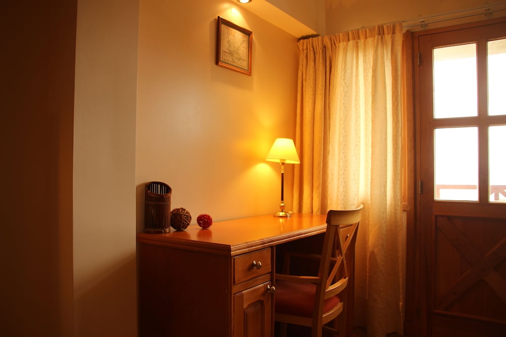 altos ushuaia hotel and resto