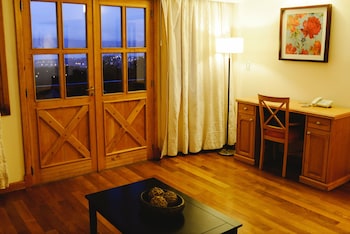 altos ushuaia hotel and resto