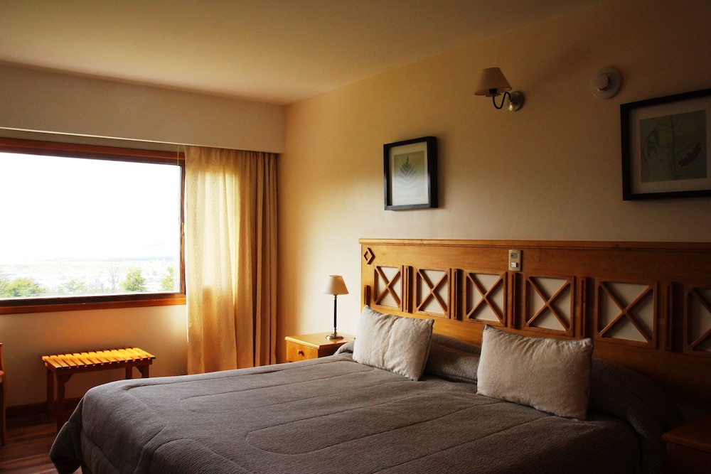 altos ushuaia hotel and resto