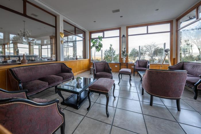 altos ushuaia hotel and resto