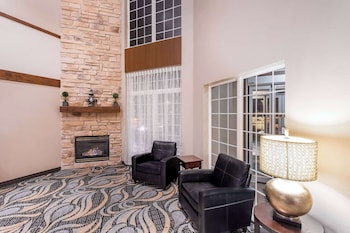 Wyndham Garden Madison Fitchburg,Fitchburg>>Dane,3 star