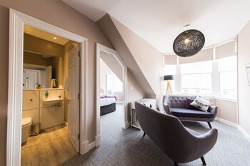 the spires serviced apartments edinburgh