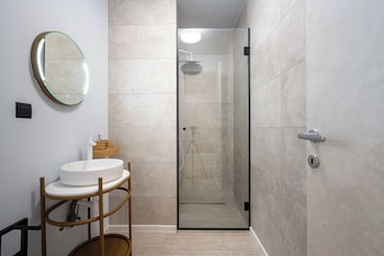 Manu Art Living,3 Strada General Gheorghe Manu,2 star