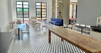 Holiday Inn Express Valencia Ciudad De Las Ciencias By Ihg,Valencia>>Quatre Carreres,3 star