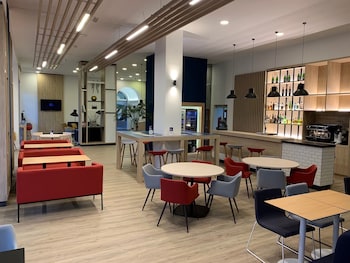 Holiday Inn Express Valencia Ciudad De Las Ciencias By Ihg,Valencia>>Quatre Carreres,3 star