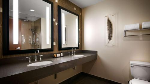 best western premier boulder falls inn