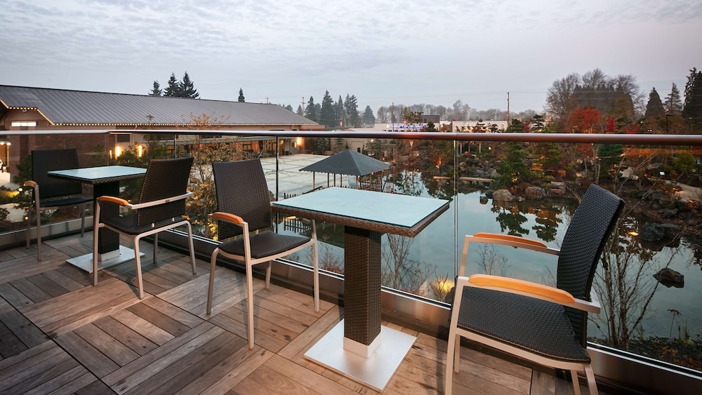 best western premier boulder falls inn