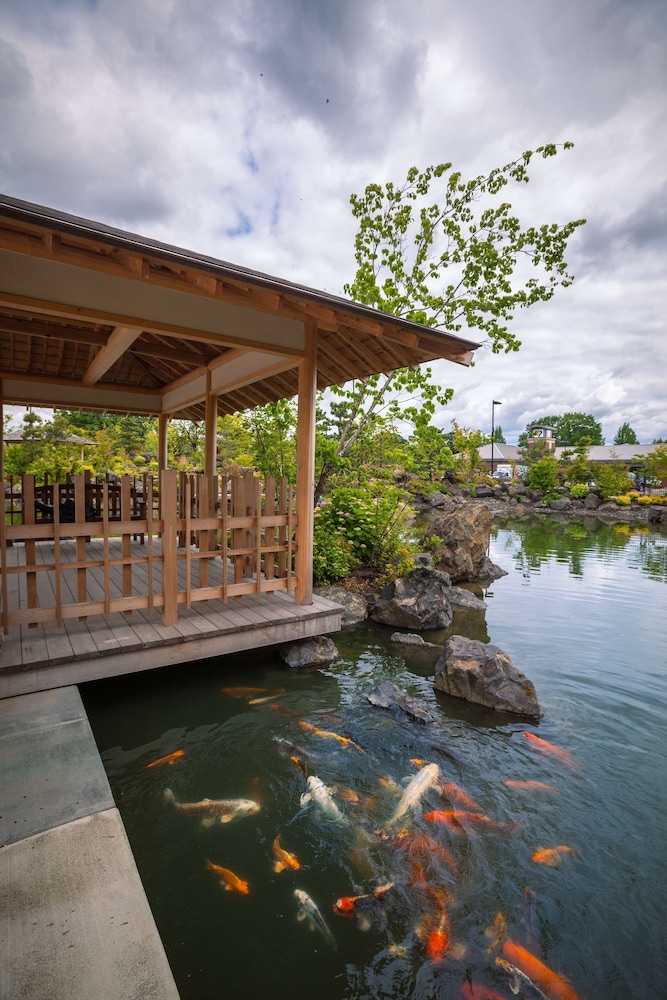 best western premier boulder falls inn