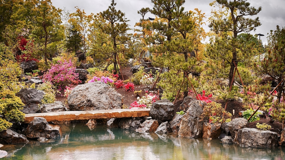 best western premier boulder falls inn