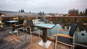 best western premier boulder falls inn