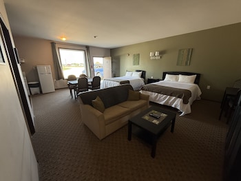 Moosehorn Motor Hotel,,2 star