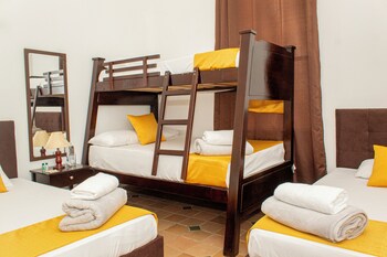 boulevard del rio hotel