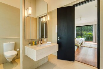 the chai villa lux 3bhk nr anjuna vagator beach