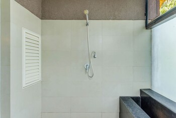 the chai villa lux 3bhk nr anjuna vagator beach