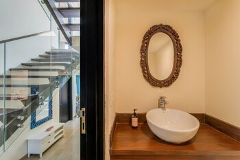 the chai villa lux 3bhk nr anjuna vagator beach