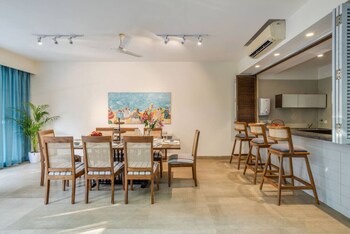 the chai villa lux 3bhk nr anjuna vagator beach