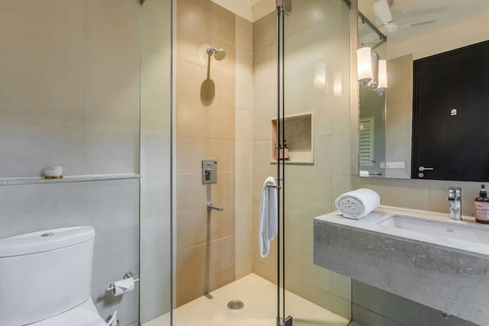 the chai villa lux 3bhk nr anjuna vagator beach