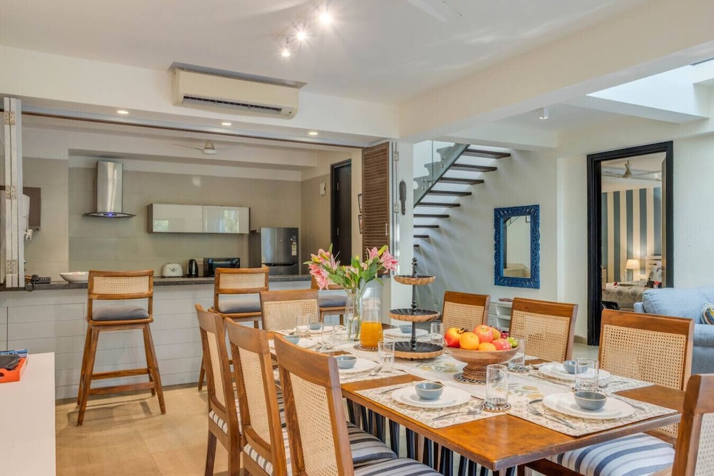 the chai villa lux 3bhk nr anjuna vagator beach