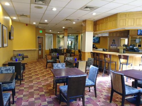 quality inn and suites i 25 north