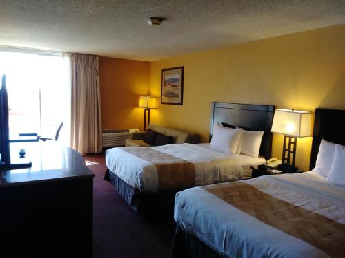 quality inn and suites i 25 north