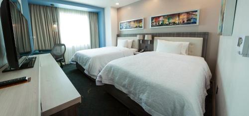 hampton inn and suites by hilton aguascalientes airport