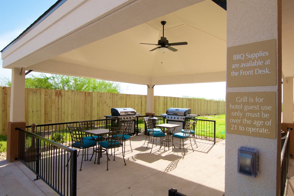 candlewood suites kenedy by ihg