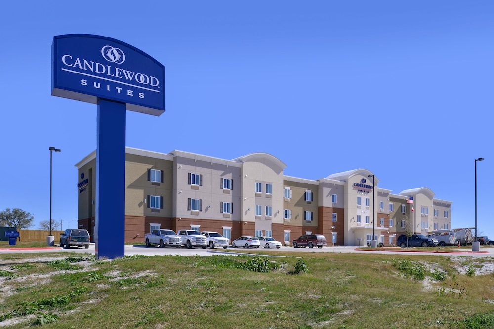 candlewood suites kenedy by ihg