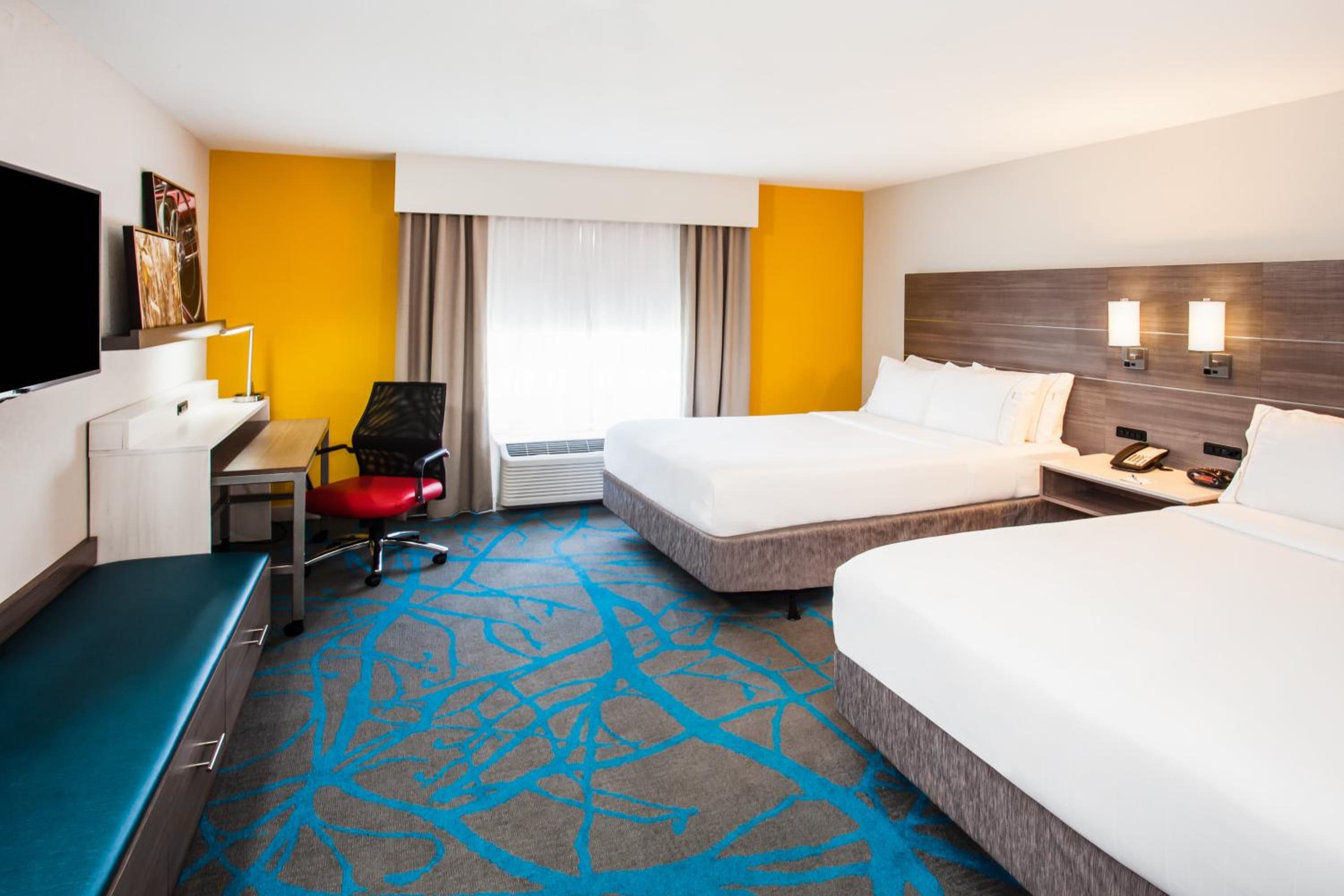 holiday inn express and suites litchfield west by ihg