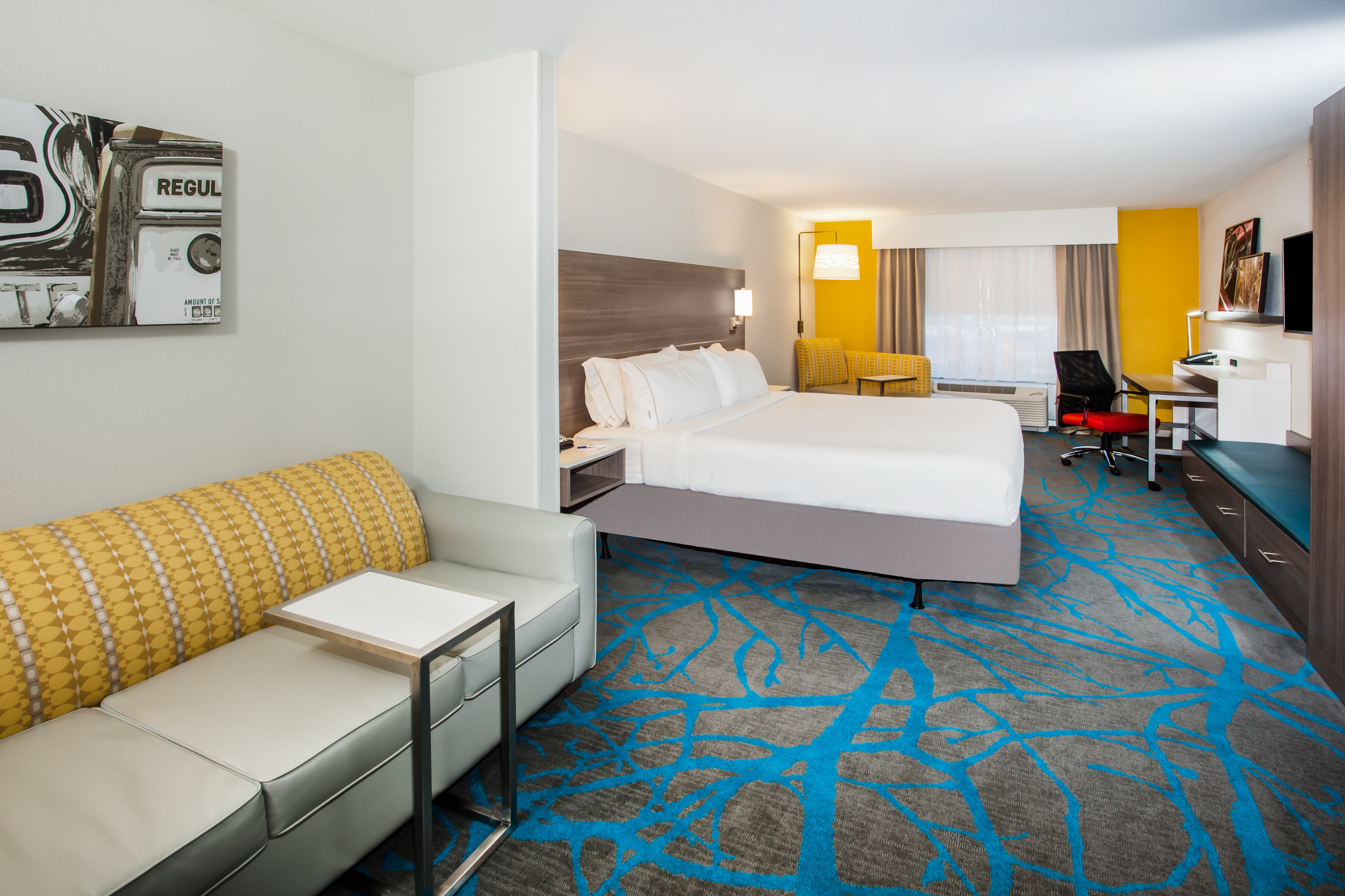 holiday inn express and suites litchfield west by ihg