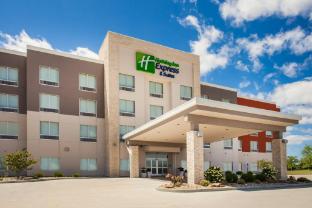 holiday inn express and suites litchfield west by ihg