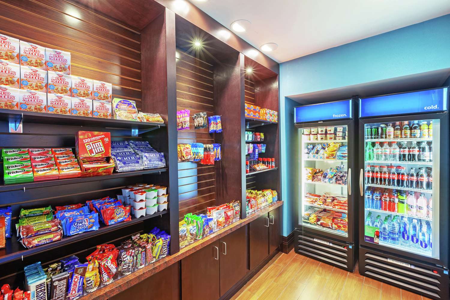 hampton inn and suites by hilton houston north iah