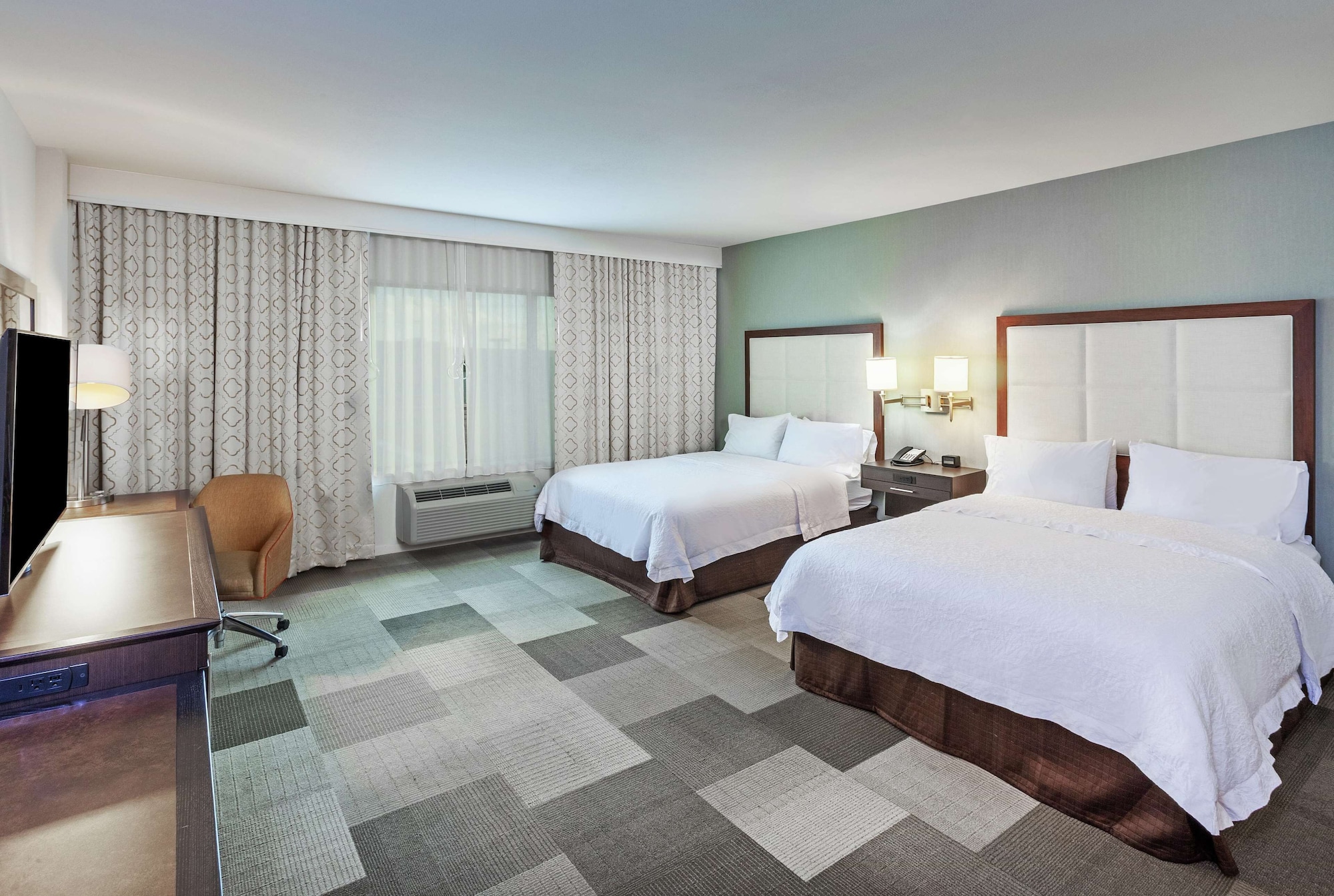 hampton inn and suites by hilton houston north iah