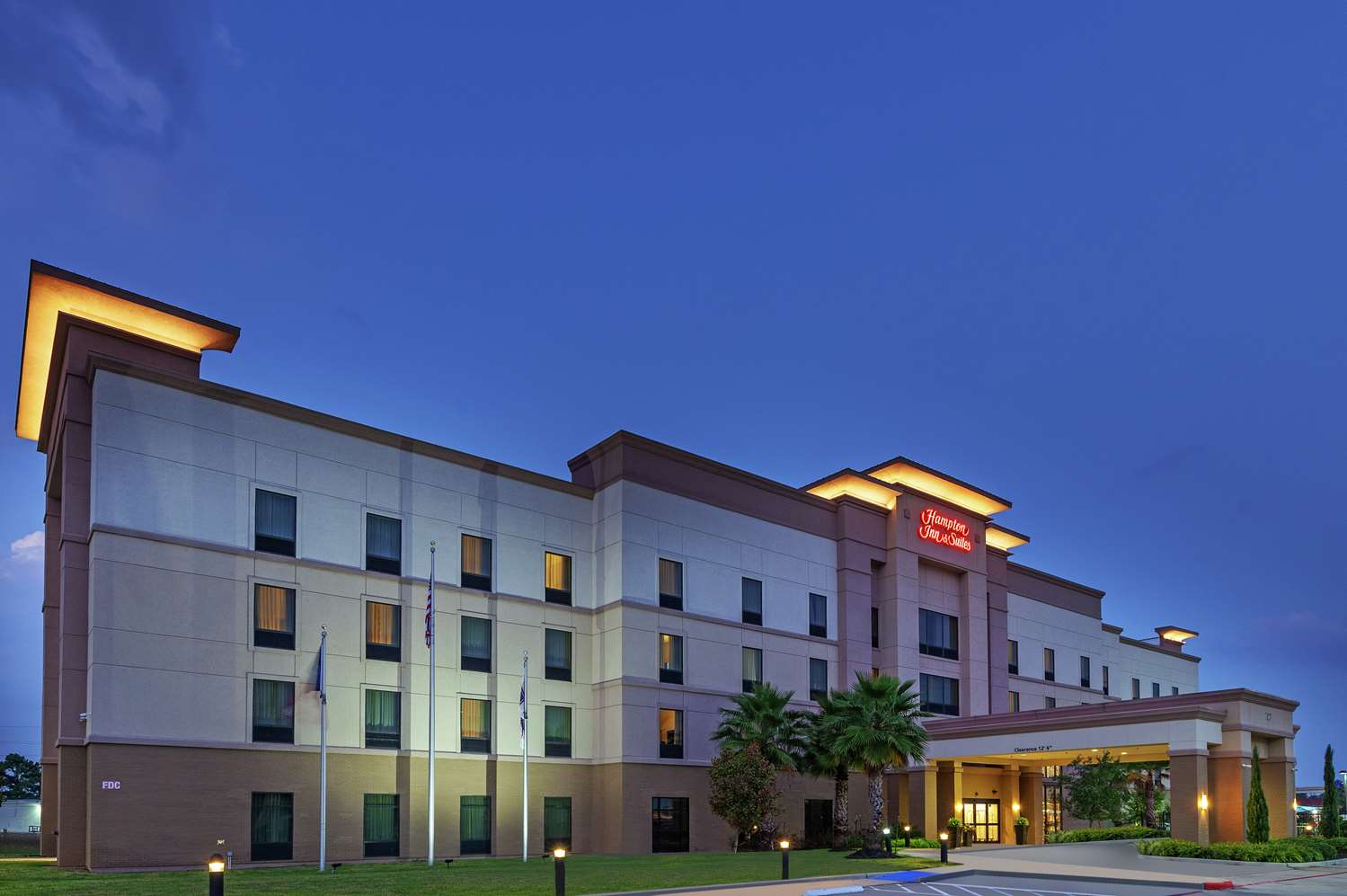 hampton inn and suites by hilton houston north iah