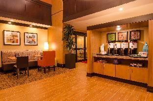 hampton inn and suites by hilton houston north iah